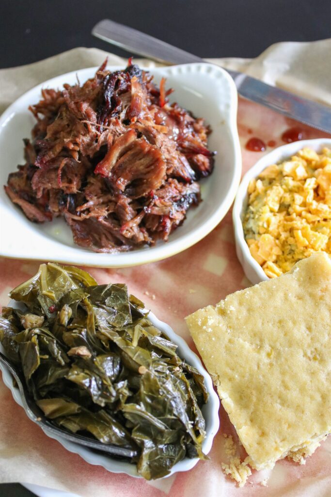 Black Bear BBQ: pulled beef meal