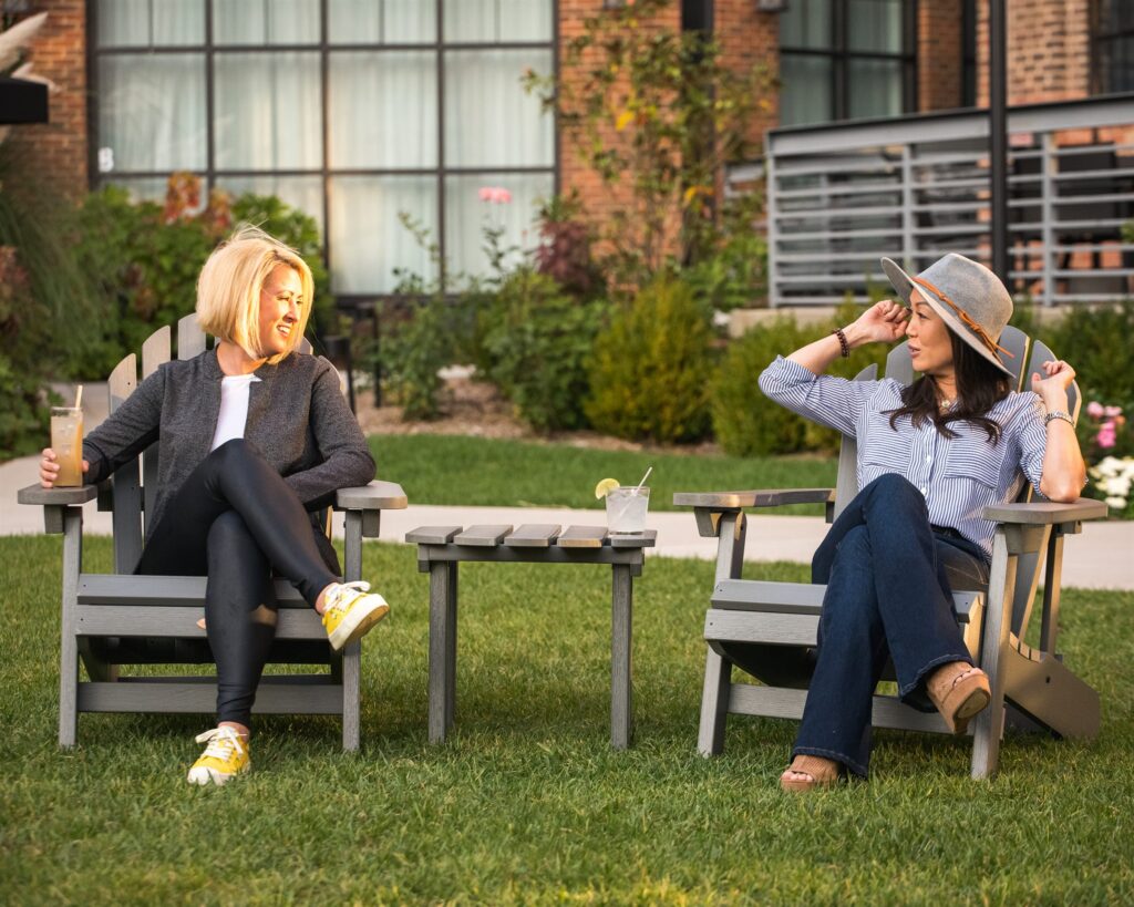 The Foundry Hotel: lawn guests